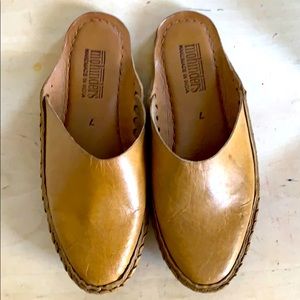 Leather Mohinder Slides